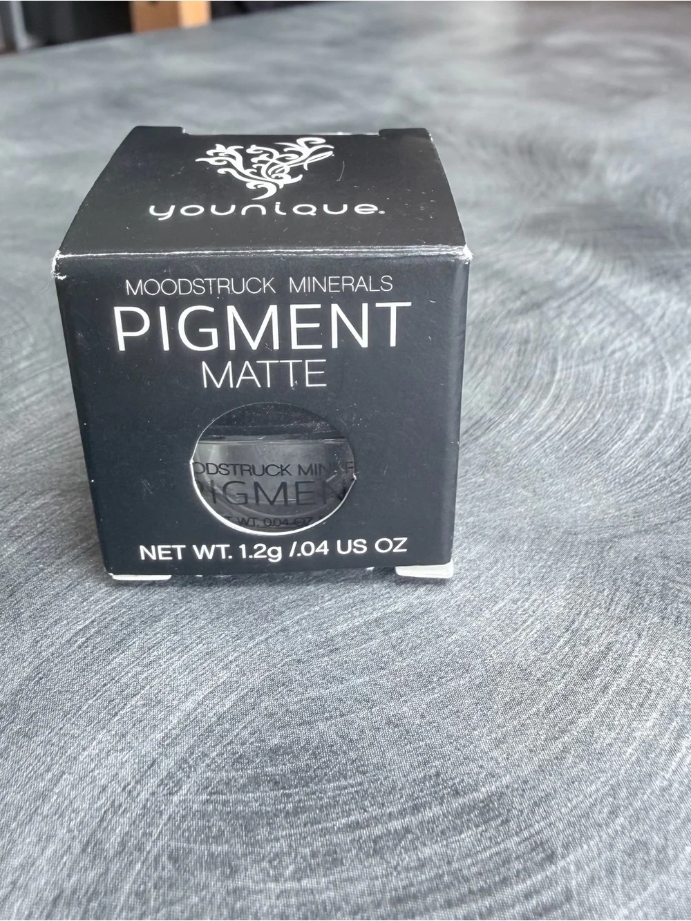 Younique Matte Pigment - RISQUÉ